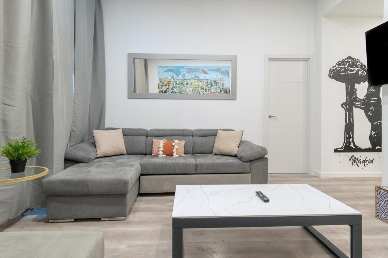 Francina Groups Teatro Real, By Monaro***** Apartment Madrid Exterior foto